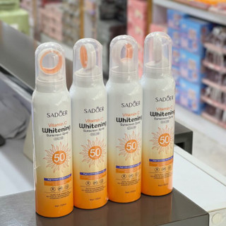 اسپری ضدآفتاب سفید کننده حاوی ویتامین سی SPF50 سادور حجم 150 میل